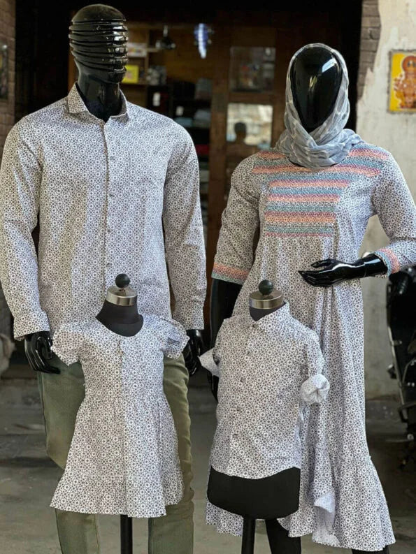 White Seamless Print Mom