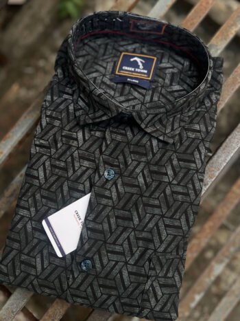 Black cubist geometric print